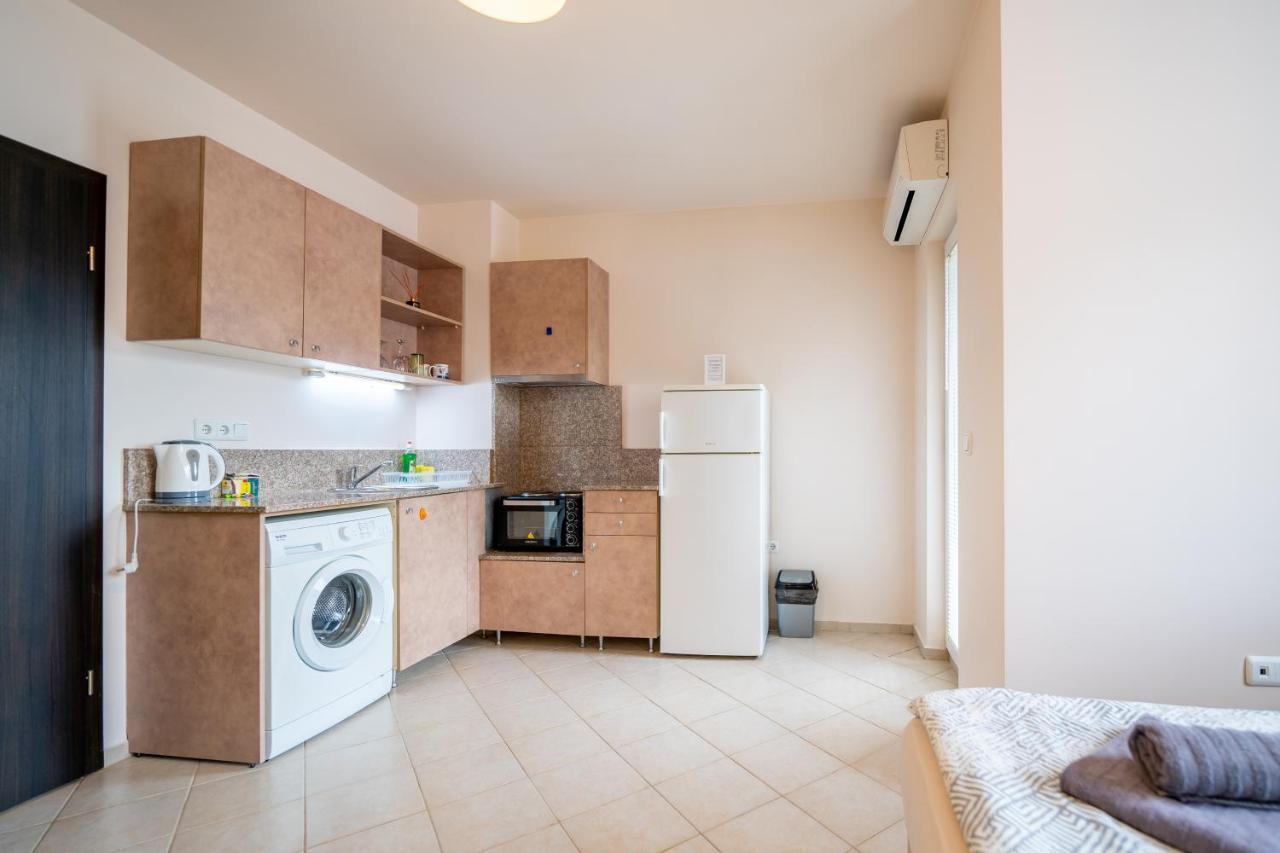 Cozy Little In The Heart Of Studentski Grad *